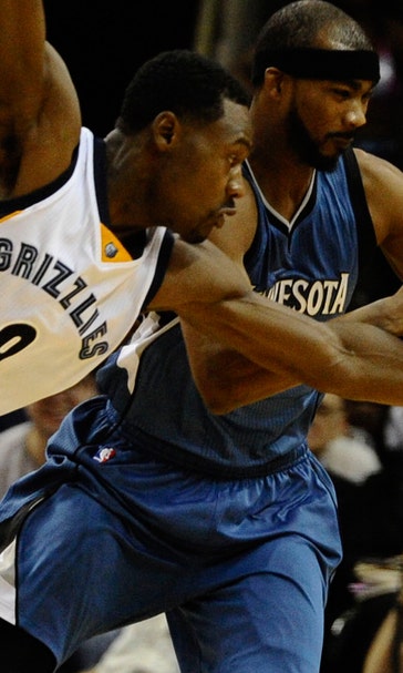 Memphis deals Wolves unsettling season-opening loss